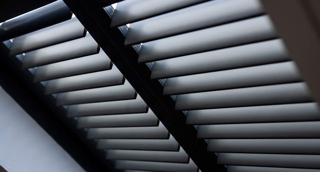 Operating Options for Shutters