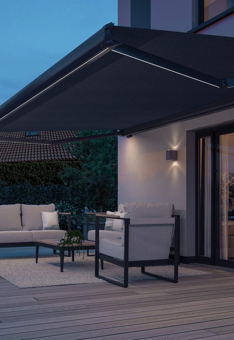 Retractable Awnings